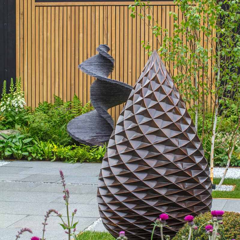 Bronze apple sculpture rhs chelsea flower show 2